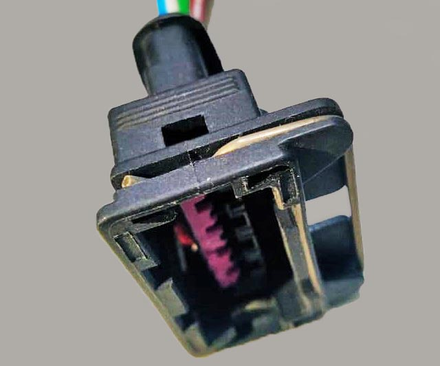 سوکت چهار فیش کوئل دوبل ساژم سیم 2.5